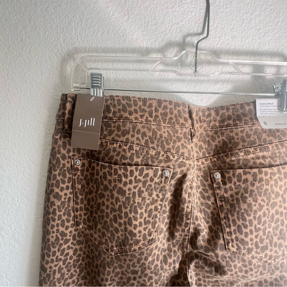 J.Jill Authentic Fit Slim-Leg Jeans Classic Cheetah Print Size 8 NWT - Picture 11 of 16